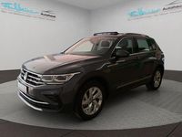 Gebraucht VW Tiguan Elegance 245 PS (180 kW) 2022 Delfingrau, metallic SUV