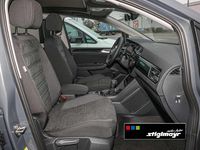 Gebraucht VW Touran Highline 150 PS (110 kW) 2025 Delfingrau metallic Van / Kleinbus