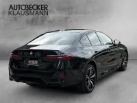 Neu BMW 530e M Sport 299 PS (219 kW) 2026 Schwarz Limousine
