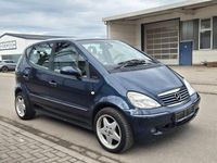 Gebraucht Mercedes A190 Elegance 125 PS (91 kW) 2001 Blau Limousine