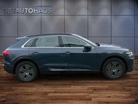 Gebraucht Audi Q8 e-tron Advanced 300 kW (408 PS) 2024 Blau SUV