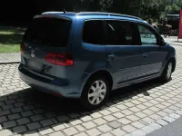 Gebraucht VW Touran Cup 140 PS (102 kW) 2014 Blau Van / Kleinbus