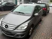 Gebraucht Mercedes B200 140 PS (102 kW) 2008 Grau Van / Kleinbus