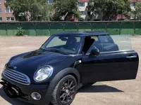 Gebraucht Mini Cooper 120 PS (88 kW) 2010 Schwarz Kleinwagen