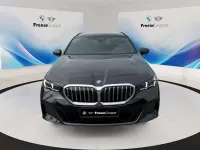 Gebraucht BMW 520 M Sport 197 PS (144 kW) 2025 Silber Kombi