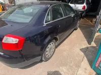 Gebraucht Audi A4 130 PS (95 kW) 2002 Blau Limousine