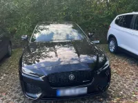 Gebraucht Jaguar XE R-Dynamic 250 PS (183 kW) 2023 Schwarz Limousine