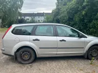 Gebraucht Ford Focus 101 PS (74 kW) 2005 Silber Kombi