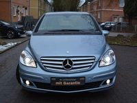 Gebraucht Mercedes B180 Elegance 109 PS (80 kW) 2007 Blau Van / Kleinbus