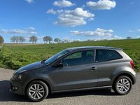 Gebraucht VW Polo Style 90 PS (66 kW) 2011 Grau Kleinwagen