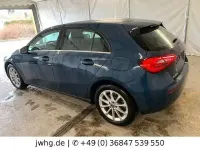 Gebraucht Mercedes A250 Advanced 218 PS (160 kW) 2022 Blau Limousine