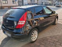 Gebraucht Hyundai i30 109 PS (80 kW) 2009 Schwarz Kleinwagen