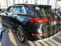 Gebraucht Audi e-tron S-Line 300 kW (408 PS) 2022 Schwarz SUV