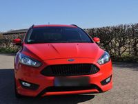 Gebraucht Ford Focus ST-Line 125 PS (91 kW) 2018 Rot Kombi