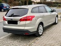 Gebraucht Ford Focus 120 PS (88 kW) 2015 Gold Kombi