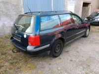 Gebraucht VW Passat 110 PS (80 kW) 1998 Blau Kombi
