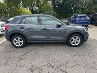 Gebraucht Audi Q2 Ambiente 116 PS (85 kW) 2019 Grau SUV