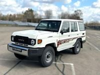 Neu Toyota Land Cruiser 228 PS (167 kW) 2026 Weiß SUV