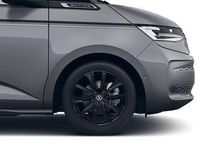 Gebraucht VW Multivan Style 150 PS (110 kW) 2025 Indiumgrau metallic Van