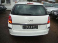 Gebraucht Opel Astra Basis 125 PS (91 kW) 2006 Weiß Kombi