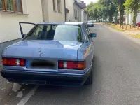 Gebraucht Mercedes 190 122 PS (89 kW) 1992 Blau Limousine