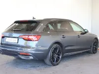 Używany Audi A4 Advanced 163 KM (119 kW) 2023 Szary Sedan/Limuzyna