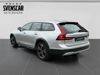 Gebraucht Volvo V90 CC Pro 197 PS (144 kW) 2021 Bright silver Kombi