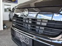 Neu VW Caravelle Life 150 PS (110 kW) 2026 Midnight black metallic Van