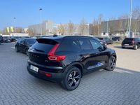 Gebraucht Volvo XC40 Plus 163 PS (119 kW) 2026 Schwarz SUV