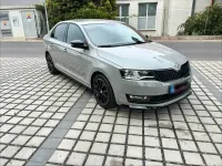 Gebraucht Skoda Rapid Monte Carlo 110 PS (80 kW) 2019 Grau Kleinwagen