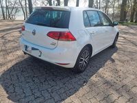 Gebraucht VW Golf VII Allstar 110 PS (80 kW) 2016 Weiß Limousine