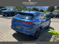 Neu VW T-Roc R-line 150 PS (110 kW) 2026 Celestial blau met. SUV