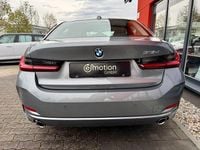 Gebraucht BMW 318 150 PS (110 kW) 2024 Skyscraper grau Limousine