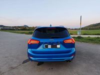 Używany Ford Focus ST-Line 150 KM (110 kW) 2019 Niebieski Sedan/Limuzyna