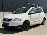 Gebraucht VW Fox Style 60 PS (44 kW) 2011 Weiß Kleinwagen