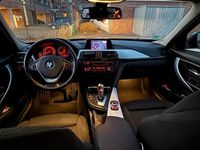 Gebraucht BMW 318 Comfort Edition 143 PS (105 kW) 2012 Schwarz Limousine