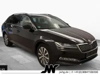 Gebraucht Skoda Superb Style 200 PS (147 kW) 2023 Schwarzmagic perleffekt Kombi