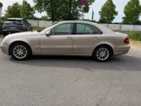 Gebraucht Mercedes E320 Elegance 204 PS (150 kW) 2003 Gold Limousine