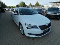 Gebraucht Skoda Superb Ambition 150 PS (110 kW) 2016 Weiß Kombi