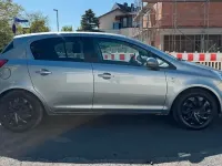 Gebraucht Opel Corsa Edition 87 PS (63 kW) 2010 Silber Kleinwagen