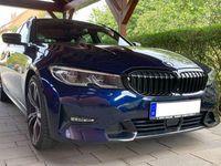 Gebraucht BMW 330 Sport Line 265 PS (194 kW) 2020 Blau Kombi