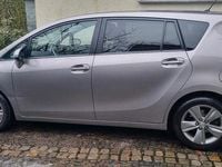 Gebraucht Toyota Verso 150 PS (110 kW) 2014 Andere farben Van / Kleinbus