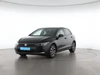 Gebraucht VW Golf VIII Active 150 PS (110 kW) 2021 Deep black perleffekt Kleinwagen