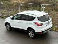 Gebraucht Ford Kuga Cool & Connect 120 PS (88 kW) 2019 Weiß SUV