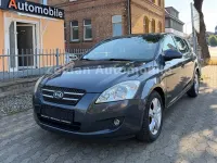 Gebraucht Kia Ceed 109 PS (80 kW) 2009 Grau Kleinwagen