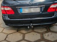 Gebraucht Mercedes E240 200 PS (147 kW) 2005 Schwarz Kombi
