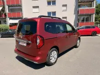 Gebraucht Renault Kangoo Techno 131 PS (96 kW) 2023 Rot Van / Kleinbus