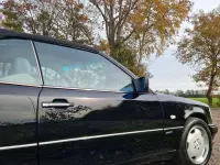 Brugt Mercedes E220 150 HK (110 kW) 1994 Sort Cabriolet
