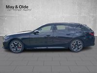 Neu BMW 540 Performance 303 PS (222 kW) 2026 Schwarz Kombi