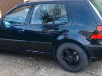 Second-hand VW Golf IV 75 CP (55 kW) 2000 Negru Berlinǎ